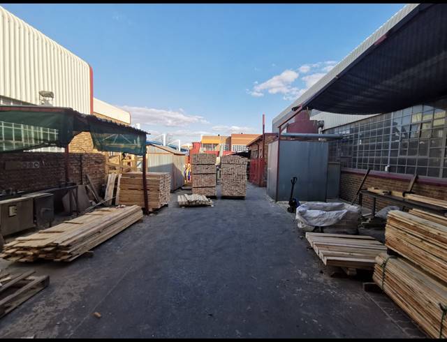 1,500M² FACTORY TO LET IN WADEVILLE